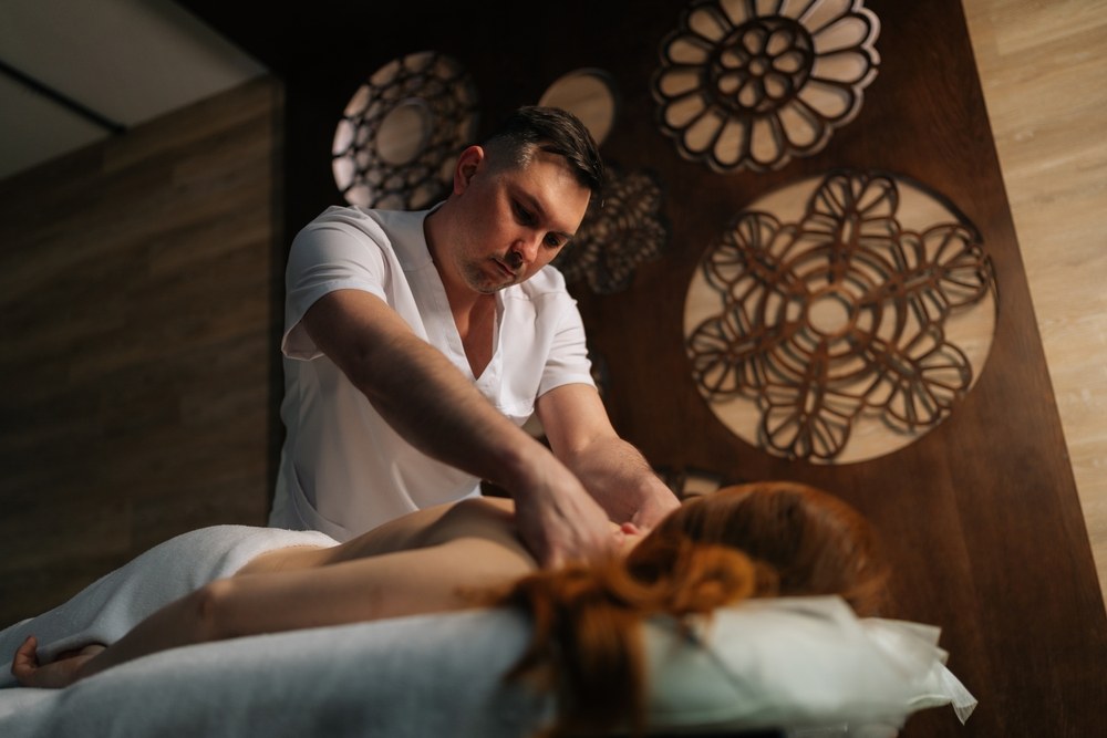 When to Consider Holistic Wellness Services for Comprehensive Health Support
